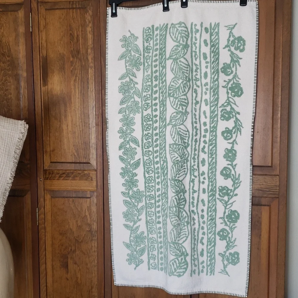 Vintage Cotton Bath Towel Wash Cloth Set